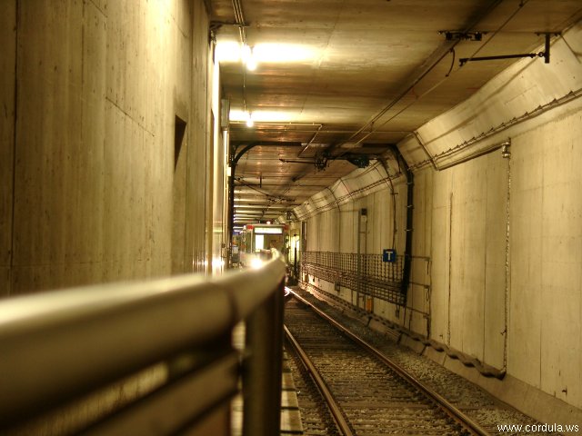 Cordula's Web. U-Bahn Linie 35.