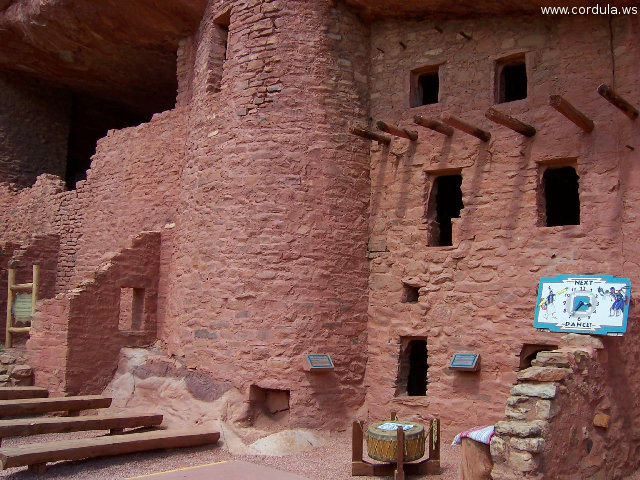 Cordula's Web. Flickr. Like a Castle, Cliff Dwelling, above Manitou Springs.