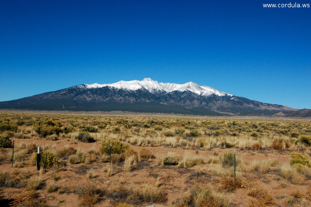 Cordula's Web. Flickr. Snowy Mountain in the Desert.