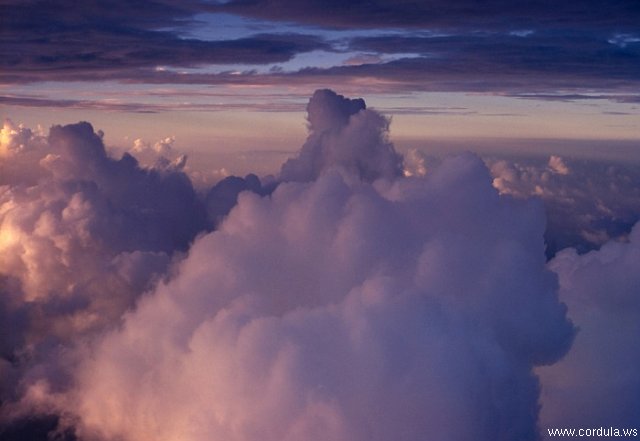 Cordula's Web. NOAA. Clouds.