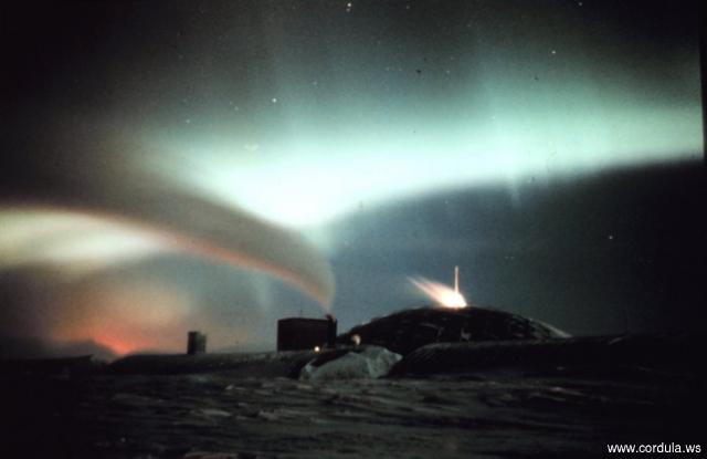 Cordula's Web. NOAA. Aurora Australis, Antarctica, South Pole Station.