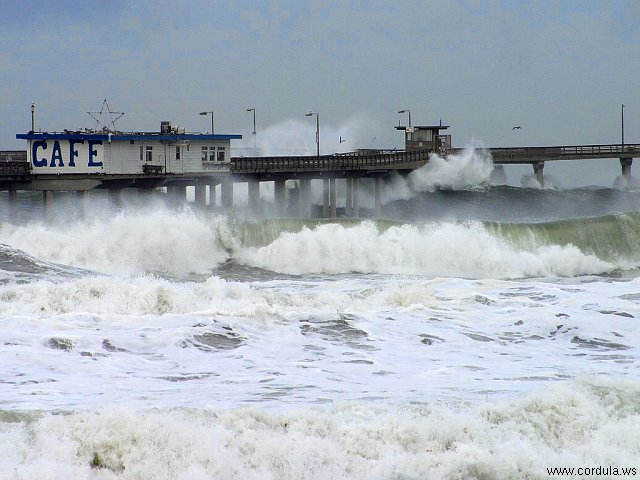 Cordula's Web. PDPHOTO.ORG. High tide at the Ocean Beach Pier, San Diego.