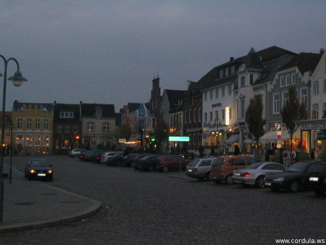 Cordula's Web. Wikicommons. Husum by Night. Dirk Ingo Franke